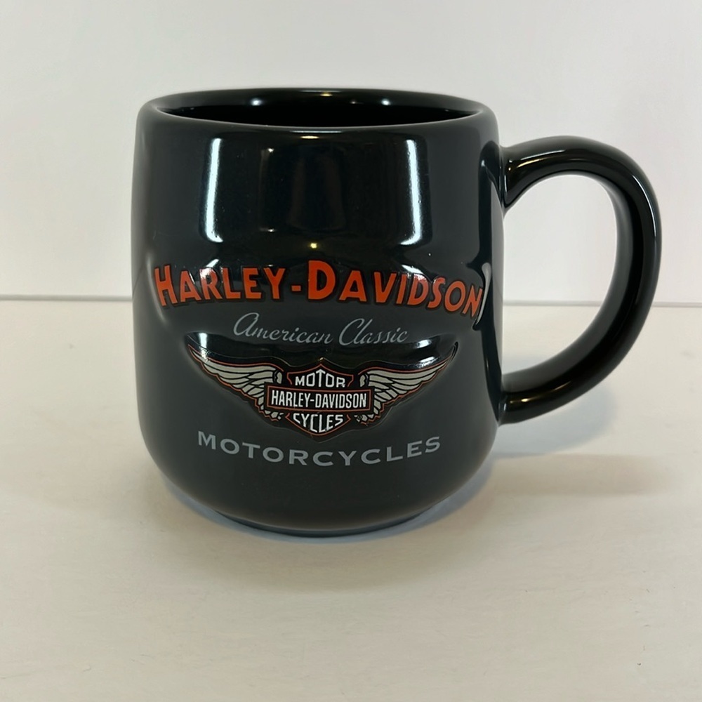 Harley-Davidson American Classics Motorcycles Logo Dark Gray Coffee Mug Cup 2008
